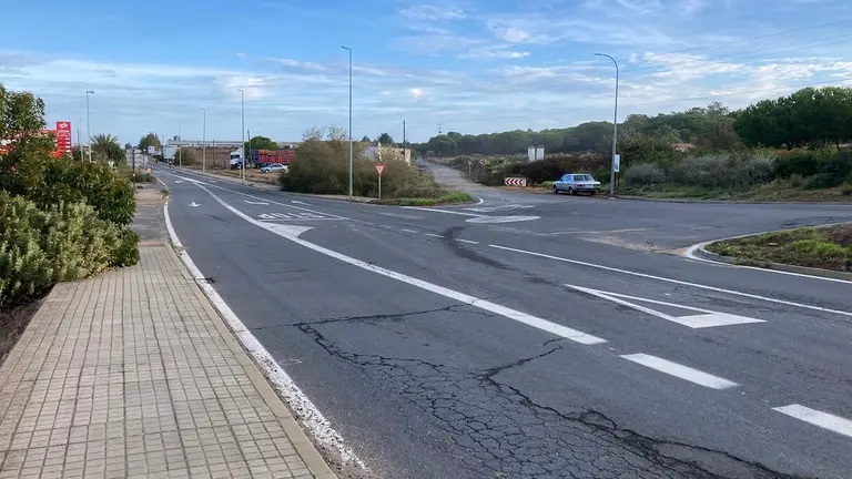 Lugar donde ir&aacute; ubicada la nueva glorieta en Villablanca / Fotograf&iacute;a: Junta de Andaluc&iacute;a.