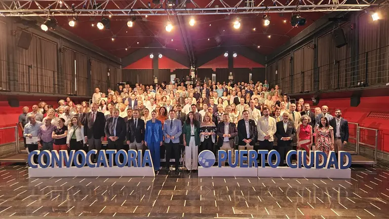 Varias asociaciones recibieron su reconocimiento del Puerto de Huelva