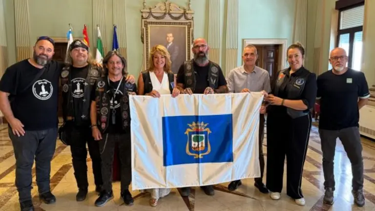 La asociación 'Moteros Descubridores' y el Ayuntamiento de Huelva celebran la IV Concentración Motera. / Fotografía: Ayuntamiento de Huelva.