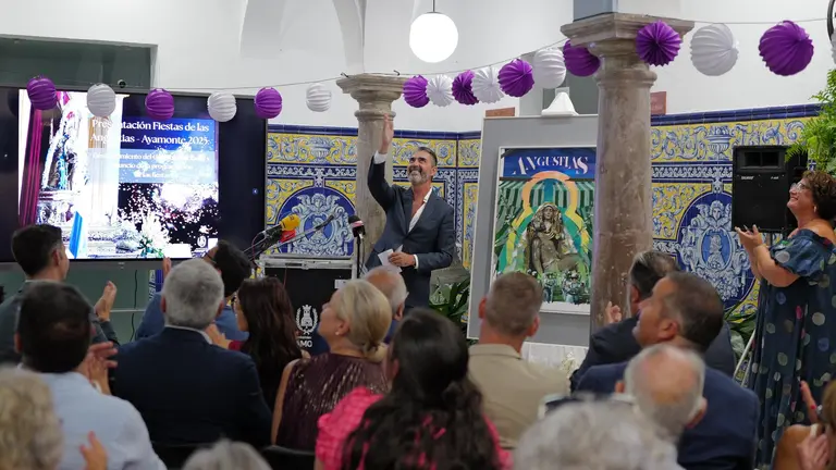 Momento de la presentaci&oacute;n de las fiestas / Fotograf&iacute;a: Ayuntamiento de Ayamonte.