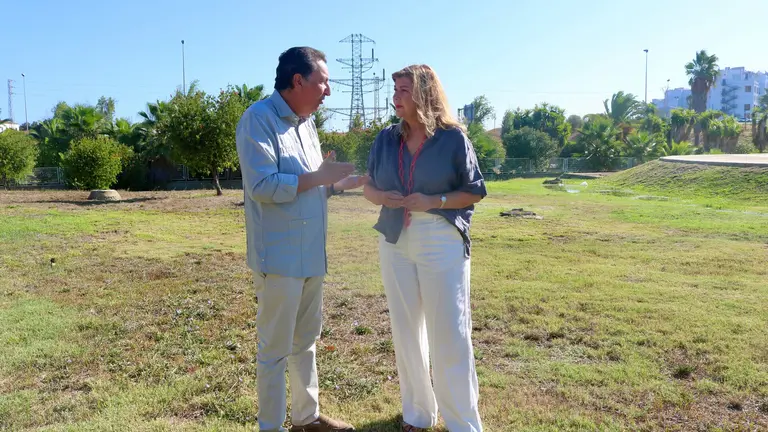 Manuel Andrés González y Berta Centeno. / Fotografía: Partido Popular.