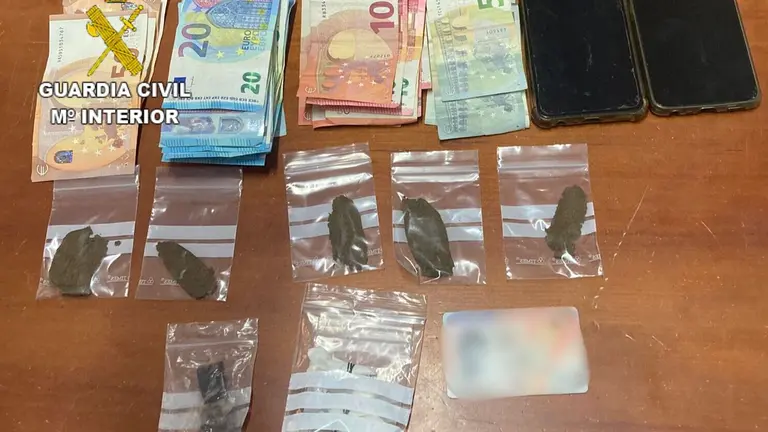 acaecd2c-06e8-433f-a06e-96ab40a8a6c5