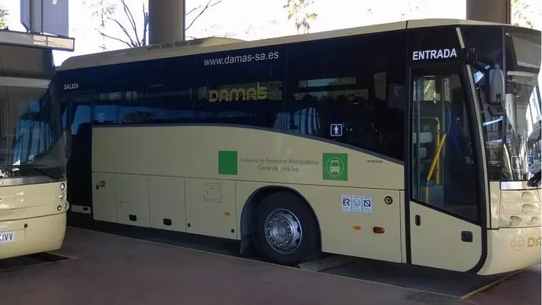 Autob&uacute;s de Damas.