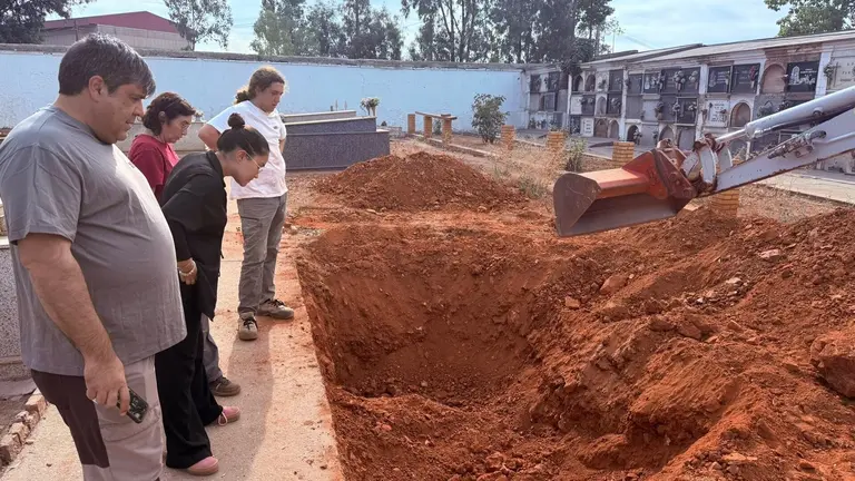 Fosa com&uacute;n en Riotinto / Fotograf&iacute;a: Ayuntamiento de Riotinto.