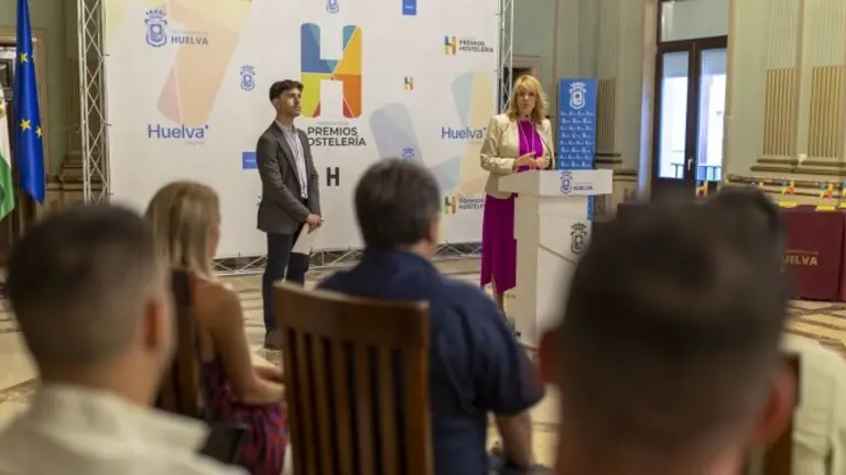Premios a la hosteler&iacute;a de Huelva. / Fotograf&iacute;a: Ayuntamiento de Huelva.