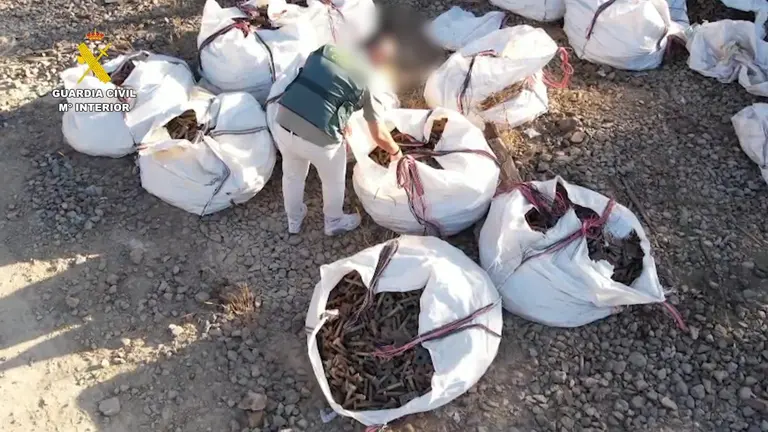 La Guardia Civil detiene a tres personas por el hurto de 20 toneladas de material ferroviario en Huelva