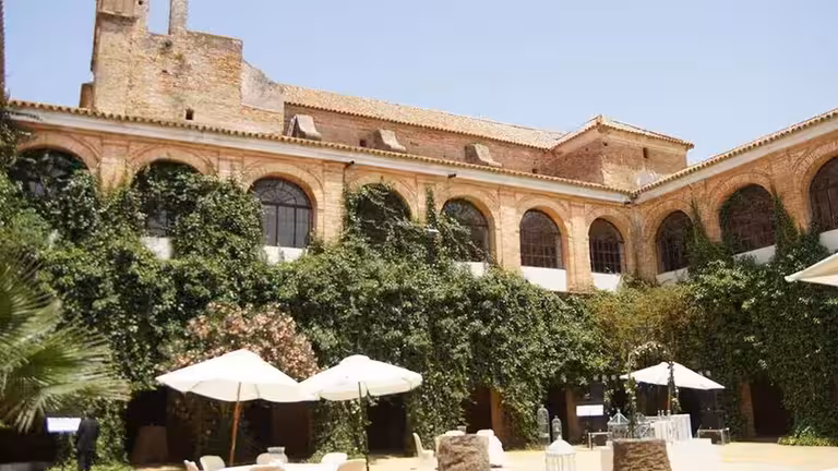 Convento de la Luz en Lucena del Puerto.