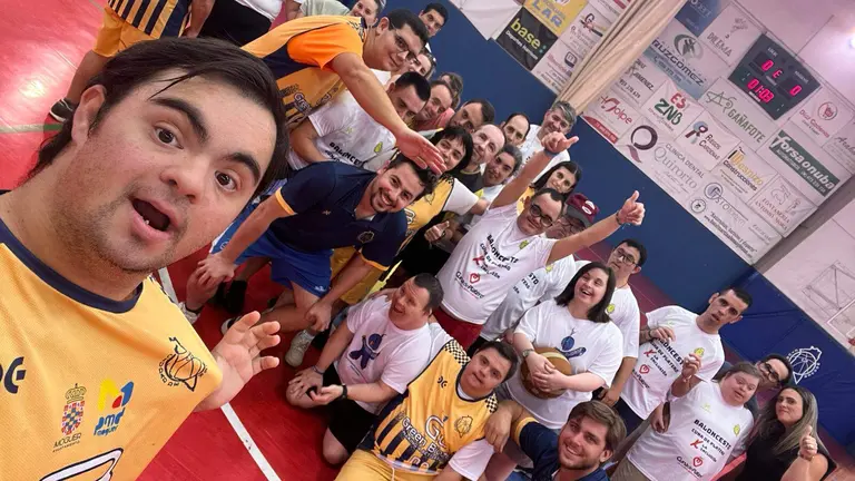 PHOTO-2025-10-21-11-29-18