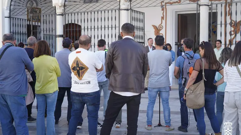 Minuto de silencio en Moguer.