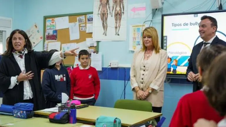 Campaña conta el acoso escolar.