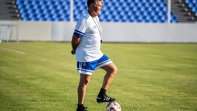 Pedro Morilla ha sido cesado como entrenador del Recreativo