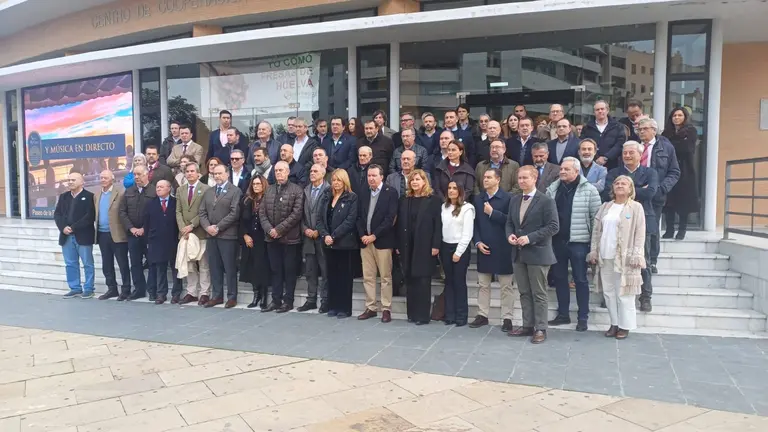 Minuto de silencio en la FOE