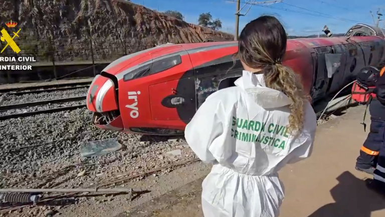 Im&aacute;genes del siniestro en Adamuz.