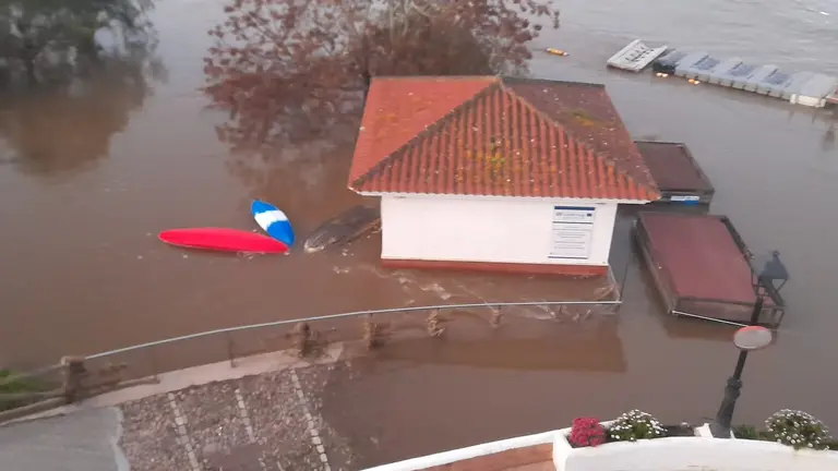Im&aacute;genes del Guadiana a su paso por Sanl&uacute;car.