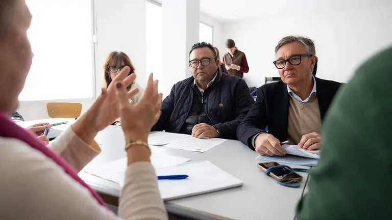 Reuni&oacute;n de Vox con la Asociaci&oacute;n de propietarios.