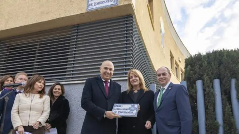 Paseo Hermandad de Emigrantes.