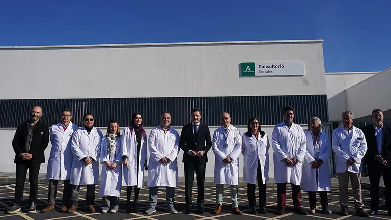 Centro de salud de Corrales. / Fotograf&iacute;a: Junta de Andaluc&iacute;a.