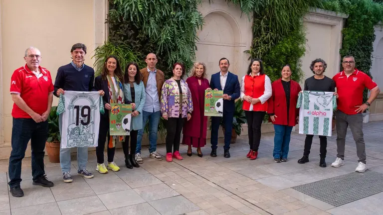 Partido solidario en Trigueros.