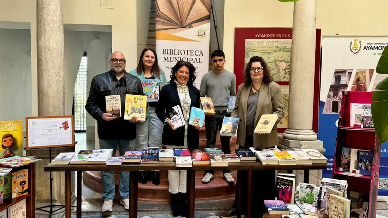 La Biblioteca Municipal Jim&eacute;nez Barberi de Ayamonte incorpora 154 nuevos libros a su fondo bibliogr&aacute;fico