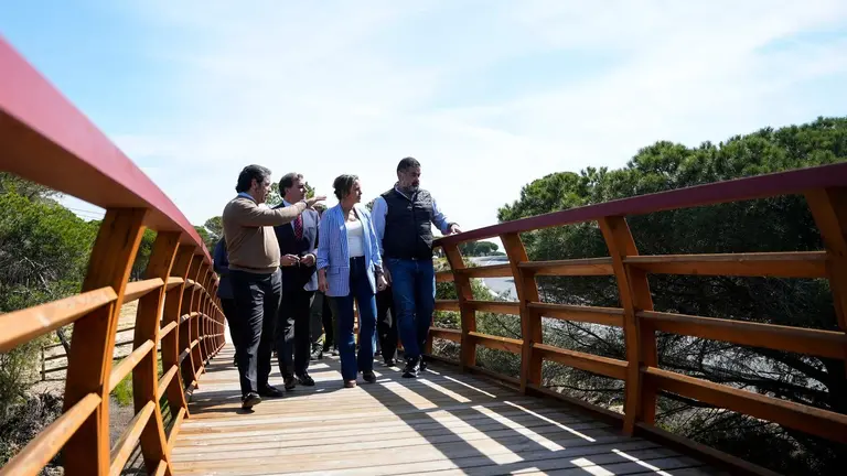 Abren nuevos carriles ciclopeatonales que conectan Huelva con El Rompido