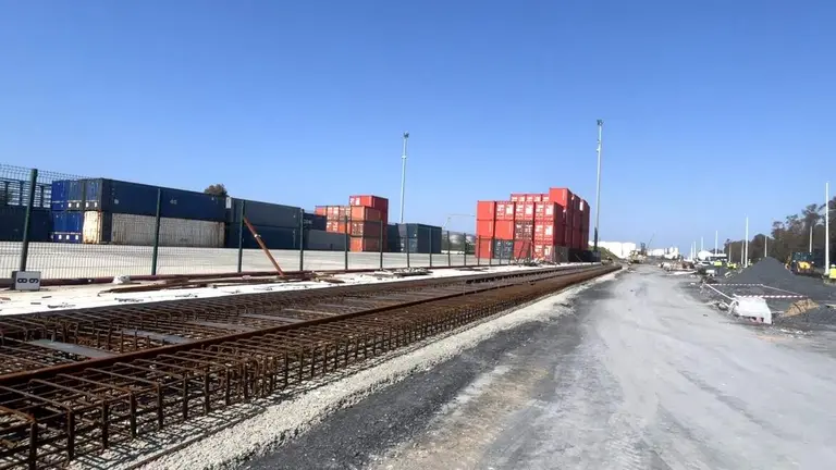 Obras ampliaci&oacute;n terminal ferroviaria