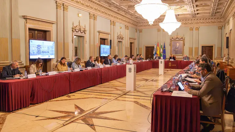 Pleno del Ayuntamiento de Huelva.
