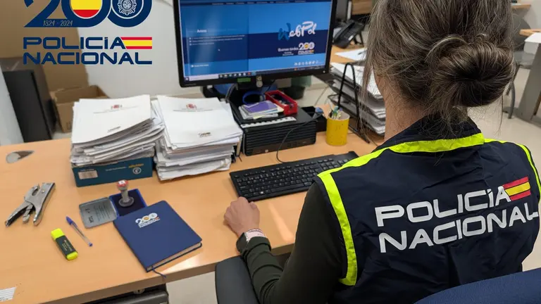 Polic&iacute;a Nacional.