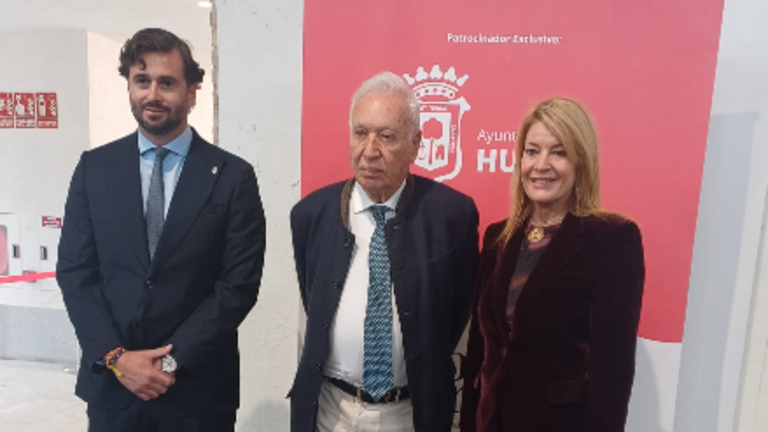 Garc&iacute;a-Margallo analiza en Huelva el nuevo orden global y su impacto en las empresas