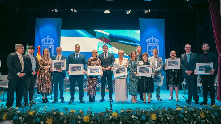 Gala D&iacute;a Municipio Aljaraque (20)