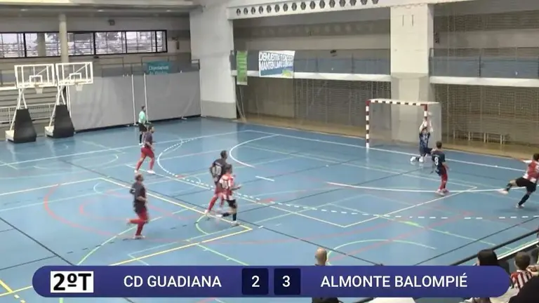 El primer golazo de &Aacute;lvaro Santana.