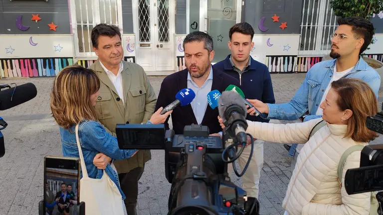 Fran Baluffo en rueda de prensa