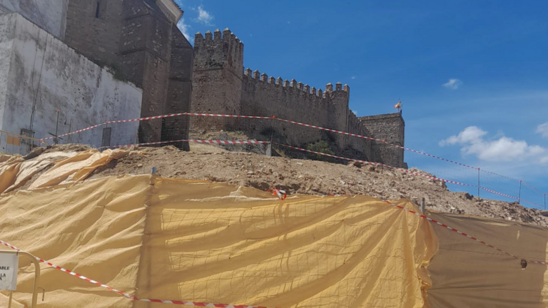 Castillo Santa Olalla del Cala.