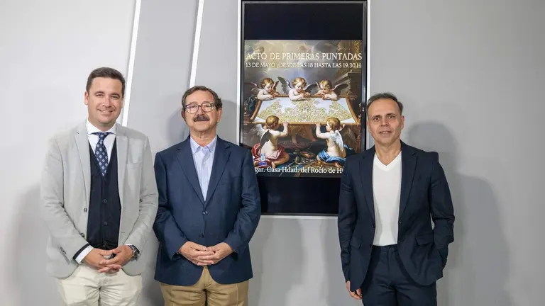 El traje de Huelva la virgen