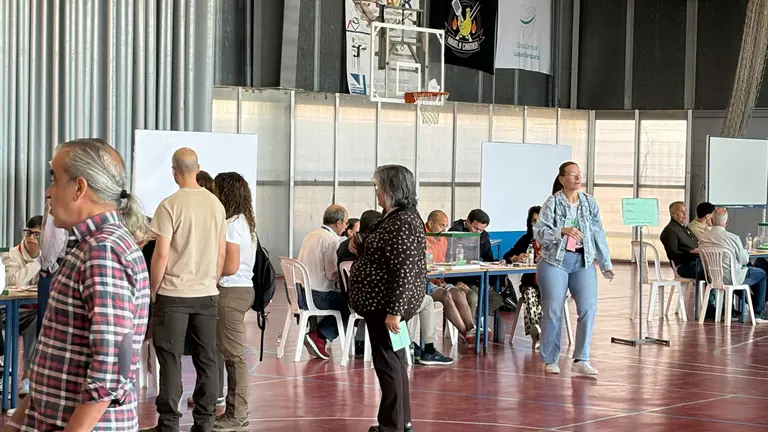Un colegio electoral en San Juan del Puerto.