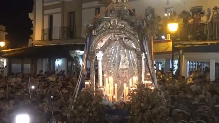 Entrada de Huelva en El Roc&iacute;o.