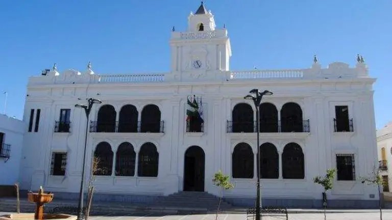 Ayuntamiento de Rociana del Condado.