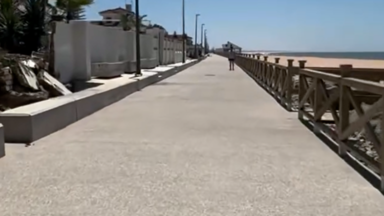 Paseo mar&iacute;timo de Matalasca&ntilde;as.