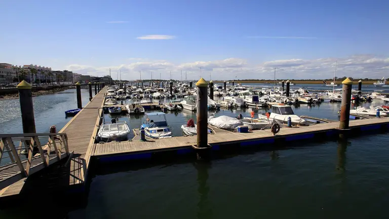 Puerto de Punta Umbr&iacute;a
