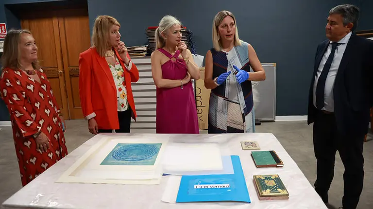 El Museo de Huelva avanza en la catalogaci&oacute;n de la colecci&oacute;n Jos&eacute; Caballero