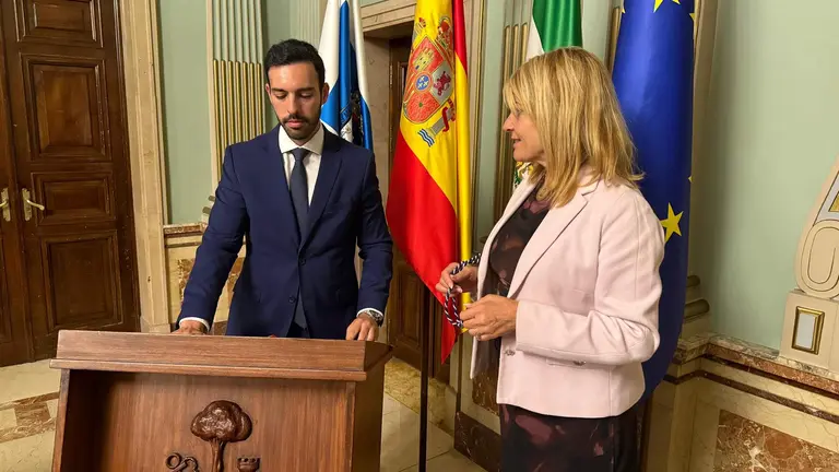 Toma posesi&oacute;n Toni Garrido