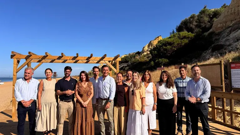 Nueva pasarela del Parador.