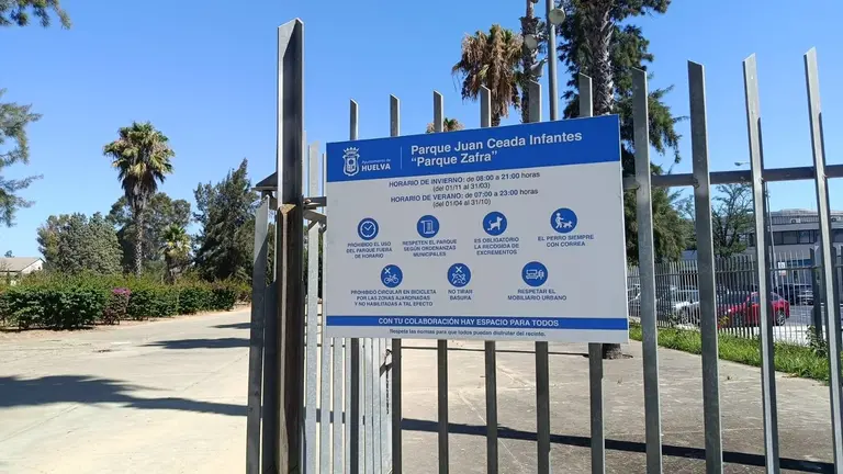 Cierre parque Juan Ceada