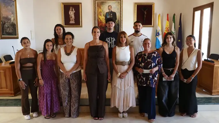 Entrega de ayudas del Ayuntamiento de Palos de la Frontera.