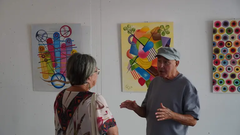 &lsquo;Pope&rsquo; da un giro a su obra con la abstracci&oacute;n geom&eacute;trica