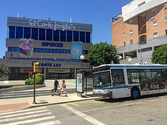 Apenas 182 buzones y 94 cabinas languidecen en las calles de Huelva