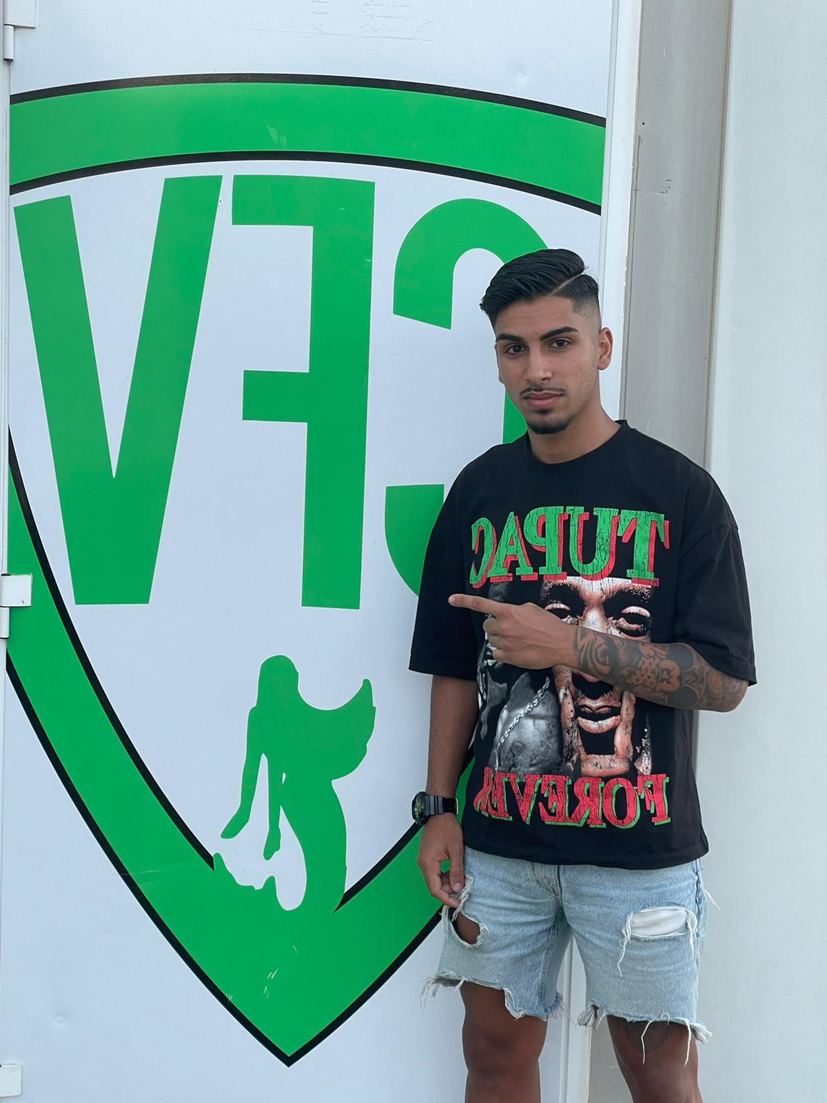 Isra Martín en su nuevo Club