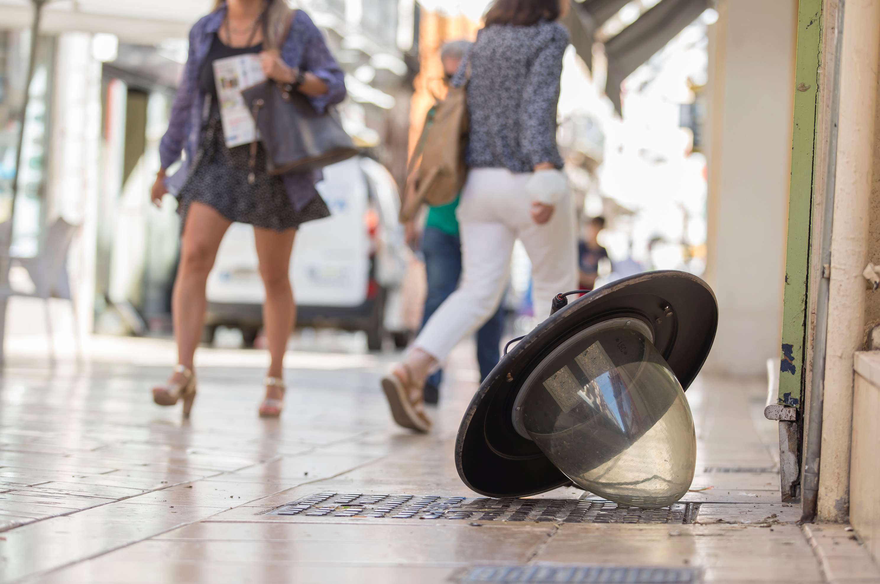 Una de las luces que se instalarán en las calles del Centro