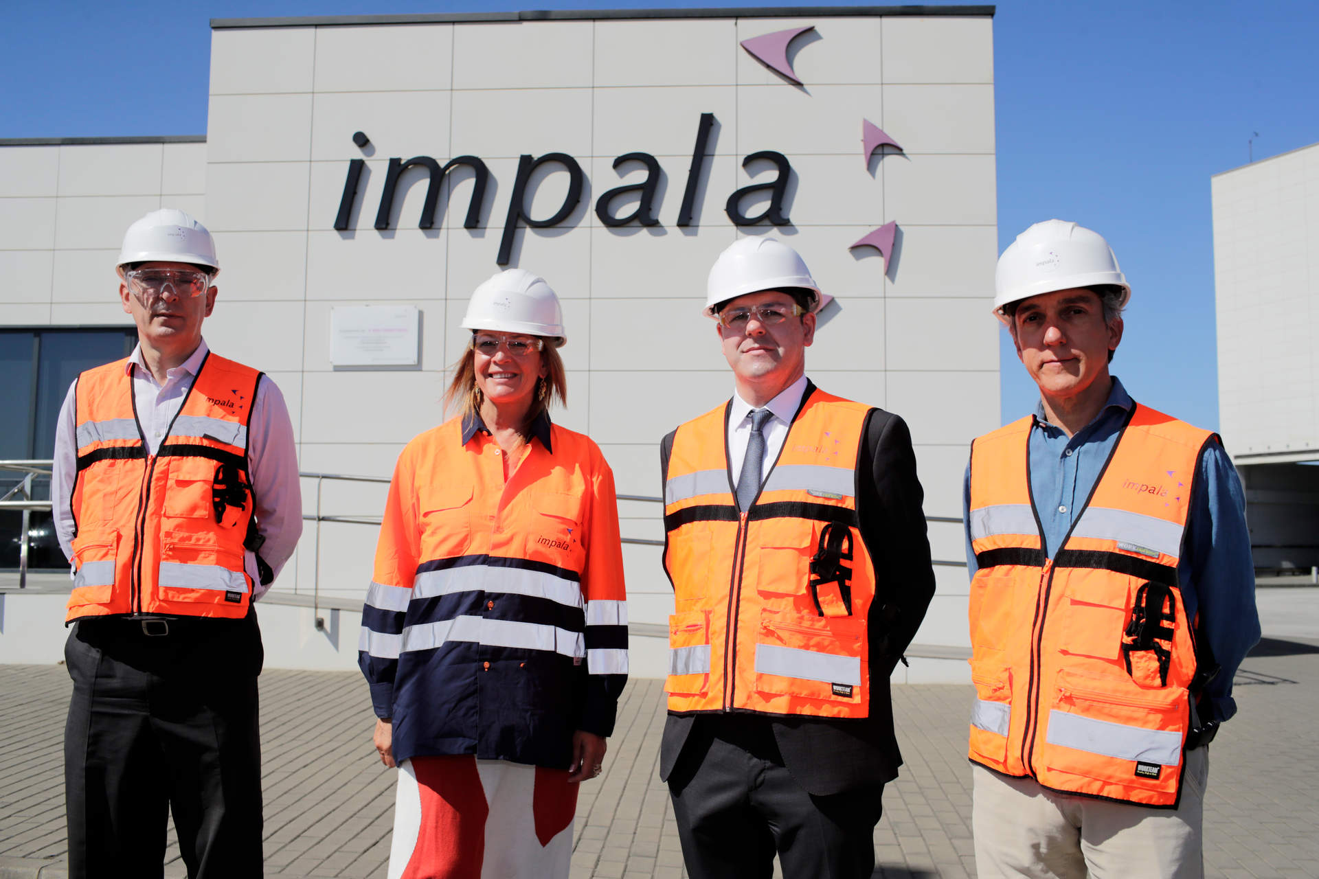 Visita de Pilar Miranda a la Terminal de Impala