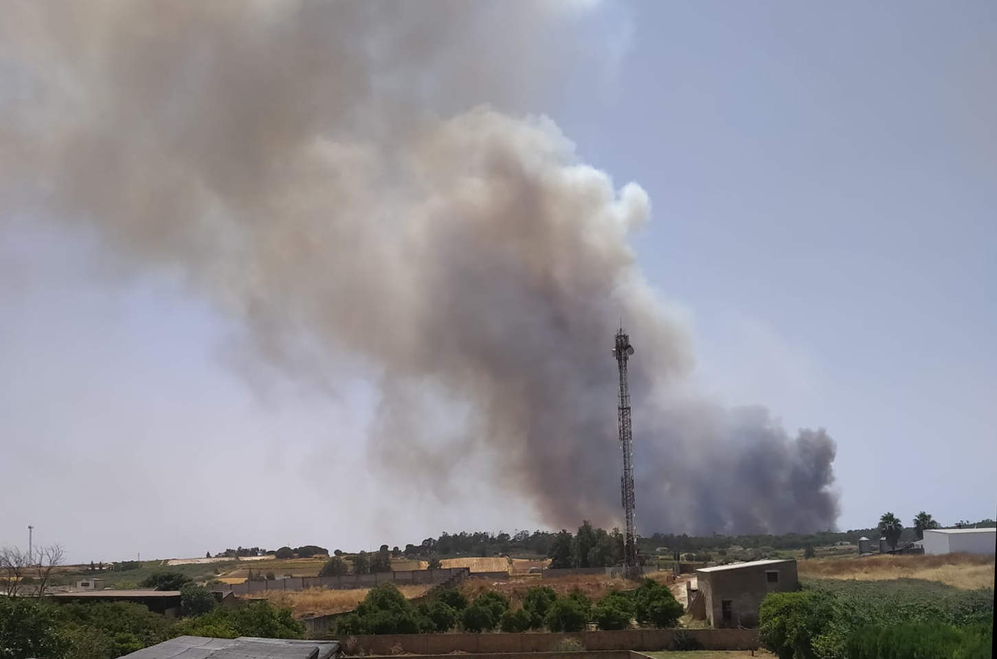 Vista aérea del incendio