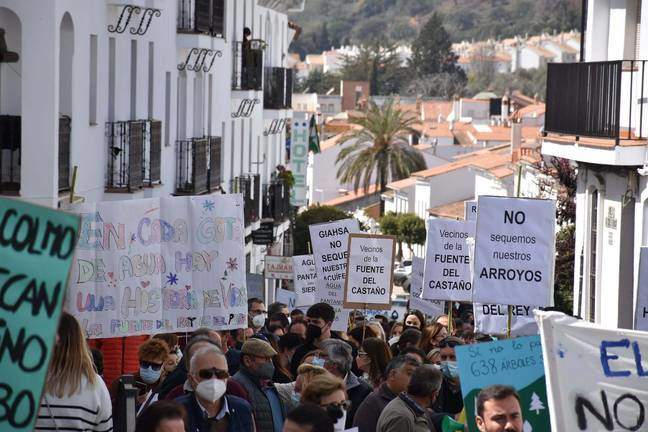 Protestas por la falta de agua en Aracena.